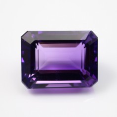 Améthyste Rectangle 25 x 18.5mm 50.24CTS