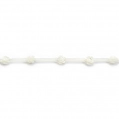 White mother-of-pearl flower beads on thread 6mm x 40cm (15pcs)