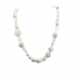 Collier cristal de roche et bambou de mer blanche