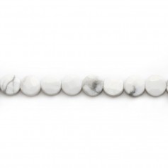 Howlite blanche, de forme ronde, plate et facetté 6mm x 40cm