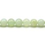 Jadeite de forme ronde, mesurant 8mm x 40cm