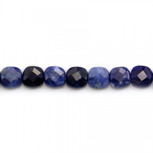 Sodalite de forme carré facettée 8mm x 39cm