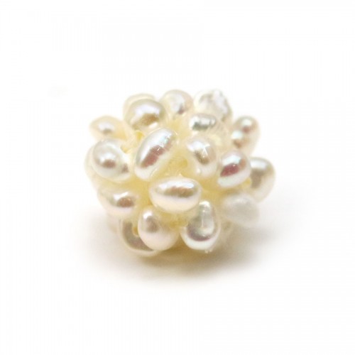 Pearl of white freshwater pearls, in size of 13-14mm x 1pc