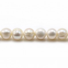 White freshwater pearls on thread 8-9mm x 40cm