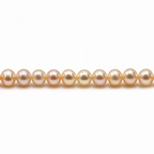 Freshwater cultured pearls, salmon color, round, 4mm x 39cm