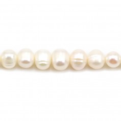 White freshwater cultured pearls on thread 6-7mm x 36cm