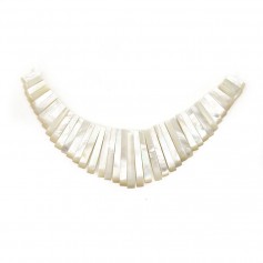 Nacre blanche en forme de triangle 28x110mm x 1pc