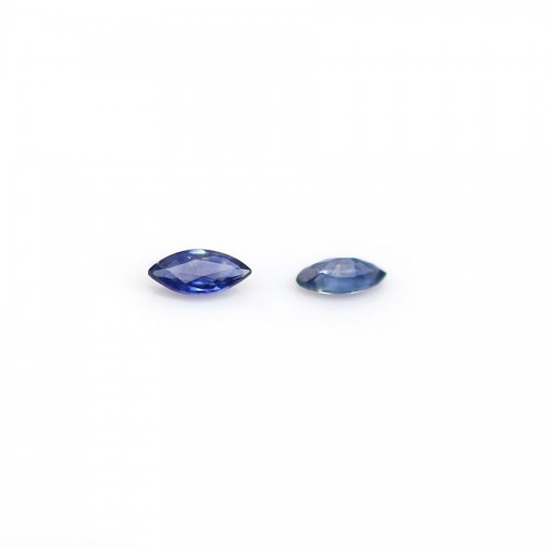 Saphir bleu à sertir, en forme de navette, 2.5 * 5mm x 1pc