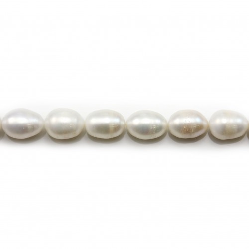 White Freshwater cultured Pearl, olive shape 10-11mm x 37cm