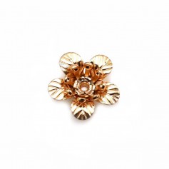 Petit fleur doré sur laiton 11mm x 4pcs