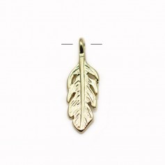 Breloque plaqué par "flash or" sur laiton, en forme de feuille 15x5mm x 6pcs