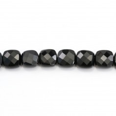 Agate noire de forme carré facetté 6mm x 6 st