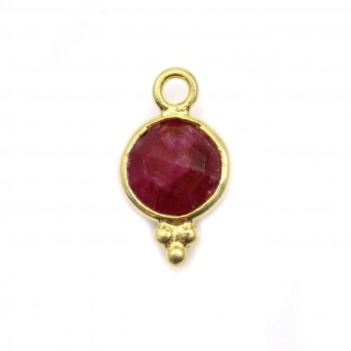 Breloque en Pierre traitée couleur rubis ronde facettée serti argent 925 doré à l'or fin 7x13mm x 1pc
