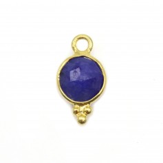 Breloque en Pierre traitée couleur saphir ronde facettée serti argent 925 doré à l'or fin 7x13mm x 1pc