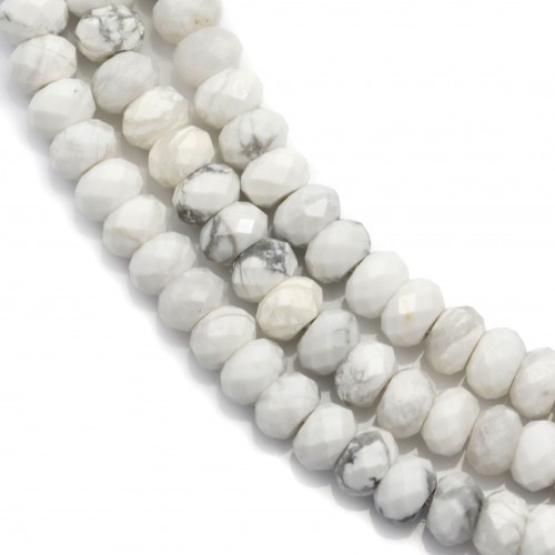 Howlite blanche, en forme de rondelle facette 3x4mm x 39 cm