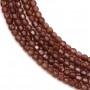 Grenat pyrope, en forme de cube facette 2mm x 40cm