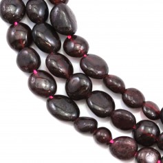 Garnet in baroque shape 4-6mm x 6-7mm x 40cm
