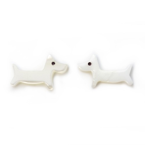 Nacre blanche en forme de chien 9x15mm x 1pc