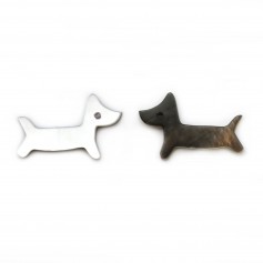 Nacre grise en forme de chien 9x15mm x 1pc