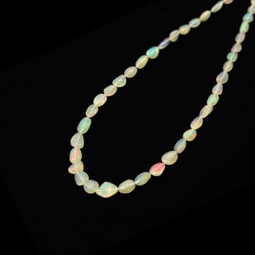 Äthiopischer Opal oval barock 5x7 - 8x12mm x 50cm