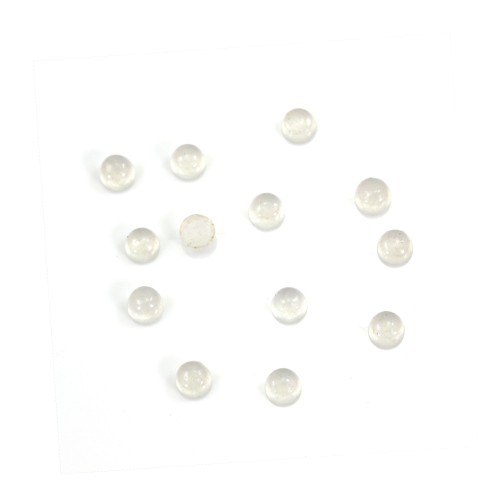 Cabochon jade blanc rond 2mm x 4pcs
