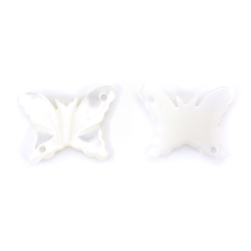 White mother-of-pearl in butterfly shape 9x12mm x 1pc
