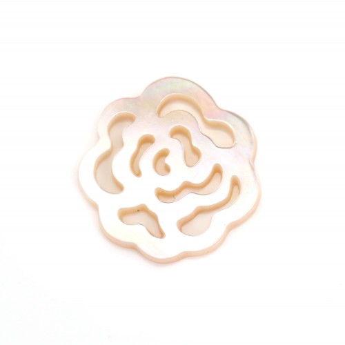 Nacre rose ajourée en fome de fleur 14mm x 1pc