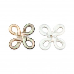 Nacre grise en noeud chinois 15mm x 1pc