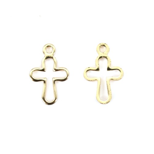 Croix ajourée dorée sur laiton 8x12mm x 4pcs
