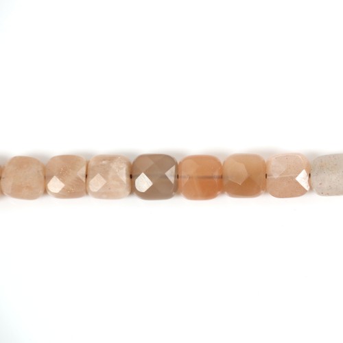 Pierre de soleil orange, en forme de carré facetté 8mm x 4pcs