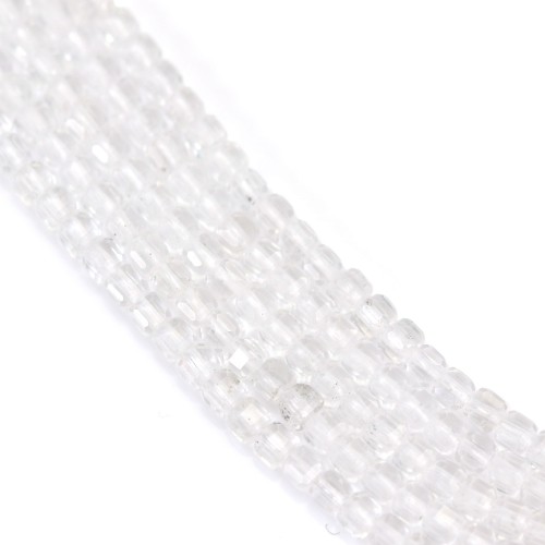 Cristal de roche cube facetté 2.5mm x 39cm