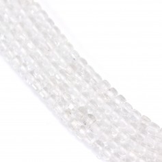 Cristal de roche cube facetté 2.5mm x 39cm