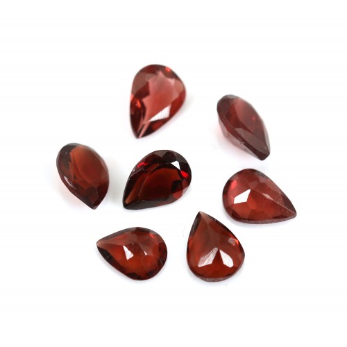 Granato per incastonatura, taglio a pera 5x8 mm x 1 pz