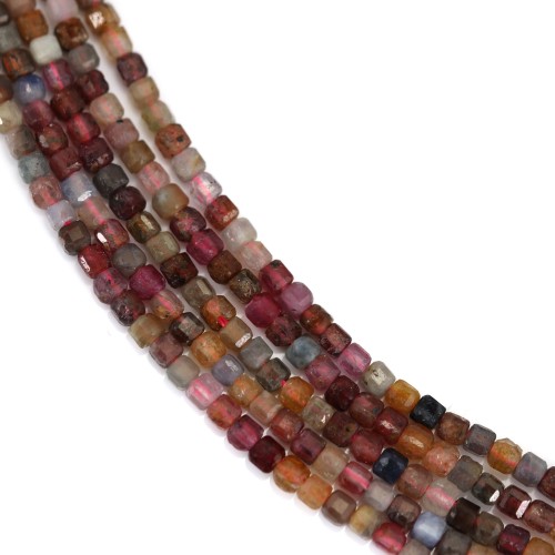 Rubis Saphir cube facetté 2mm x 39cm