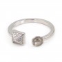 Anillo ajustable de pirámide para semi perforada - circonita cúbica y Plata de ley 925 rodinada x 1ud.
