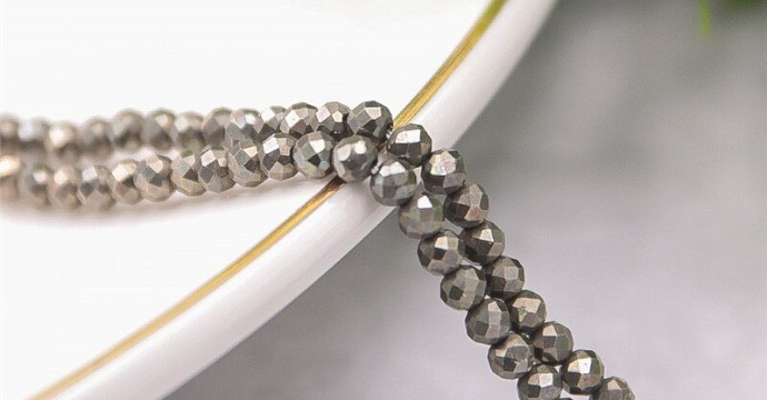 Pyrit: Geschichte, Herkunft, Zusammensetzung, Tugenden, Bedeutung und Aufladung des Steins