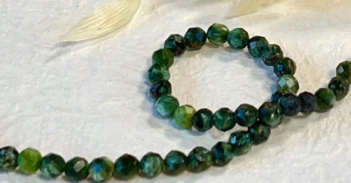 La serafina: storia, origine, composizione, virtù, significato e ricarica della pietra