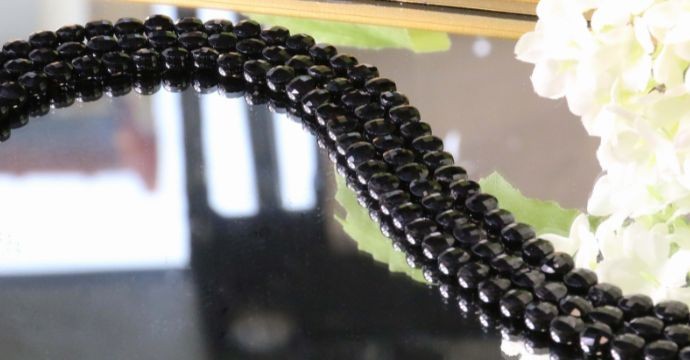 Spinel: History, Origin, Composition, Virtues, Meaning and Recharging of the stone