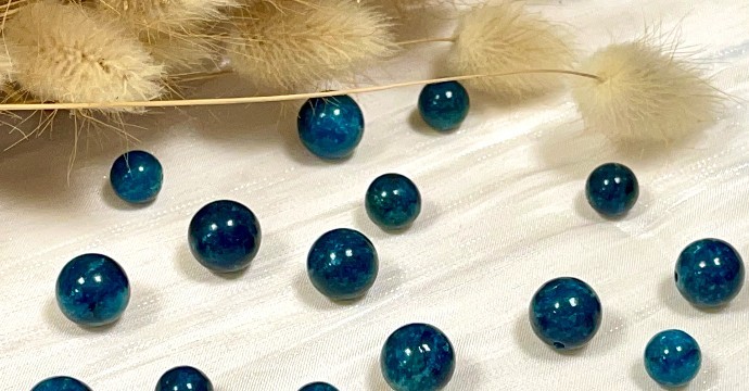 Apatite: History, Origin, Composition, Virtues, Significance and Recharging of the stone