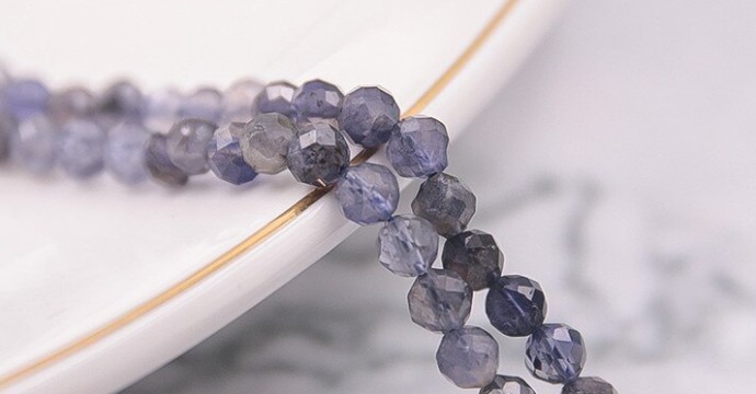 Cordierite (Iolite): History, Origin, Composition, Virtues, Significance and Reloading of the stone