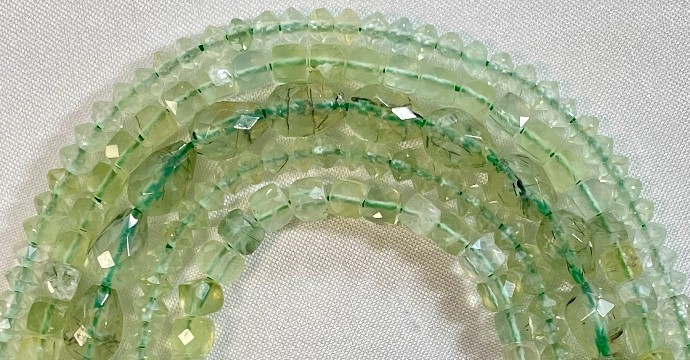Prehnite: History, Origin, Composition, Virtues, Meaning and Refill of the stone